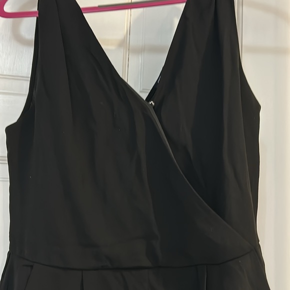 Beautiful Black Dressier Romper - sz L - Picture 6 of 9